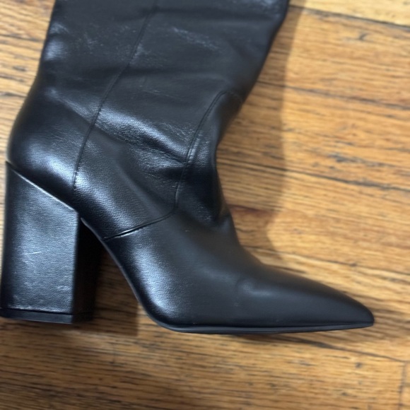 Excellent condition Stuart Weitzman Boots Size 7 - Picture 5 of 6